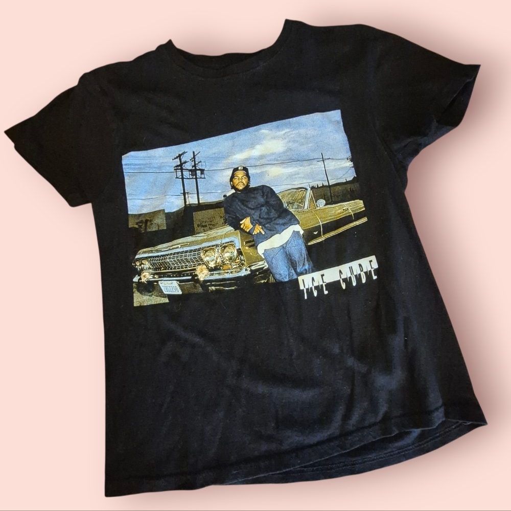 Ice Cube Tee Size Small